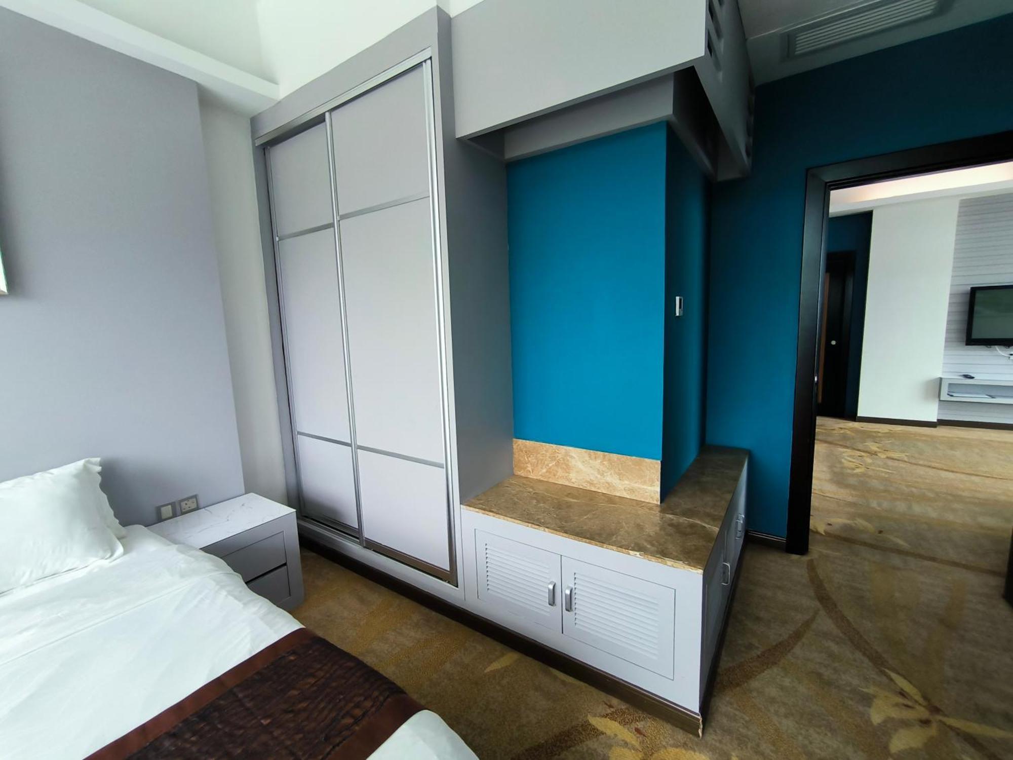Meritz Hotel Miri Eksteriør billede