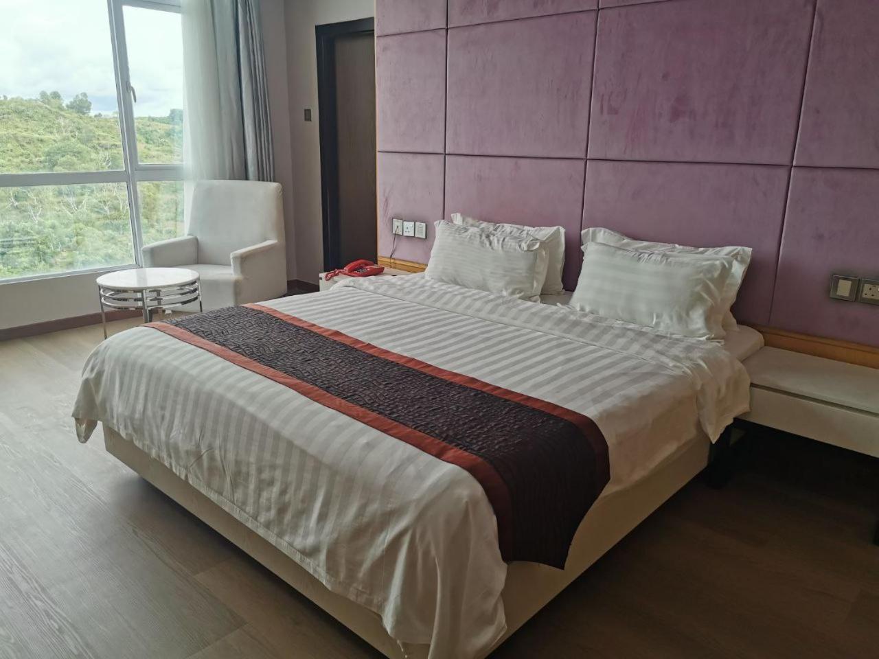 Meritz Hotel Miri Eksteriør billede