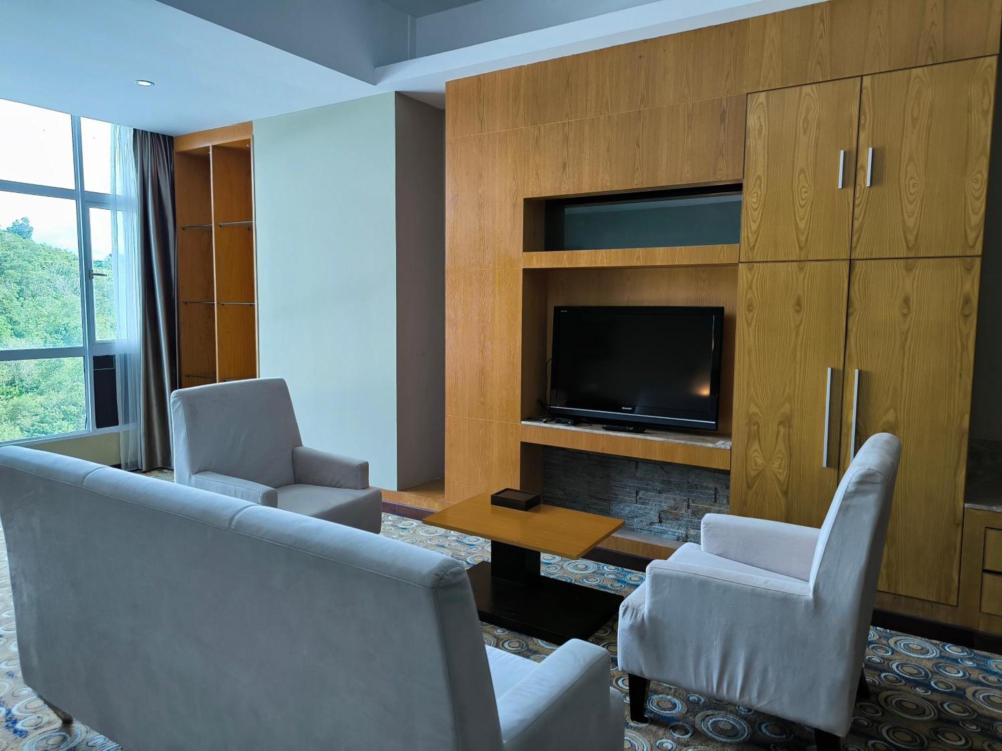 Meritz Hotel Miri Eksteriør billede